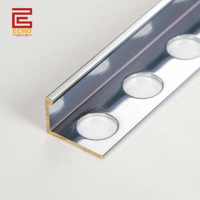 کیفیت  Straight Brass Profile 2.7m Brass Tile Edge Trim Strips For Bathroom کارخانه
