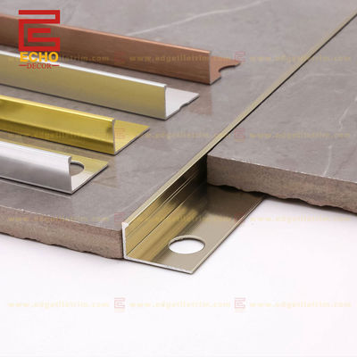 تایل آلومینیوم درخشان برای حفاظت از مرز و تزئین تایل طول 2-3 متر / سفارشی